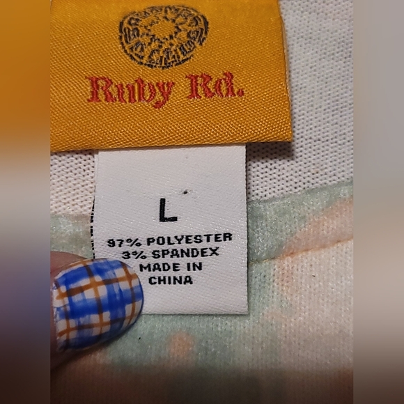 Ruby Rd. Asymetrical Super Soft Pastel Tie-Dye Crew Neck Sweater Size Large - Picture 8 of 10